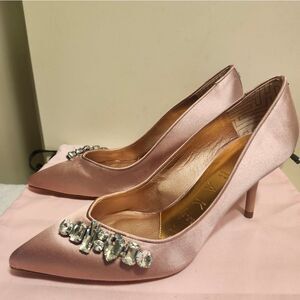New Ted Baker "Sparkal" Pink Satin Crystal Jewel Accents Pumps Sz.6.5 Ret. $235